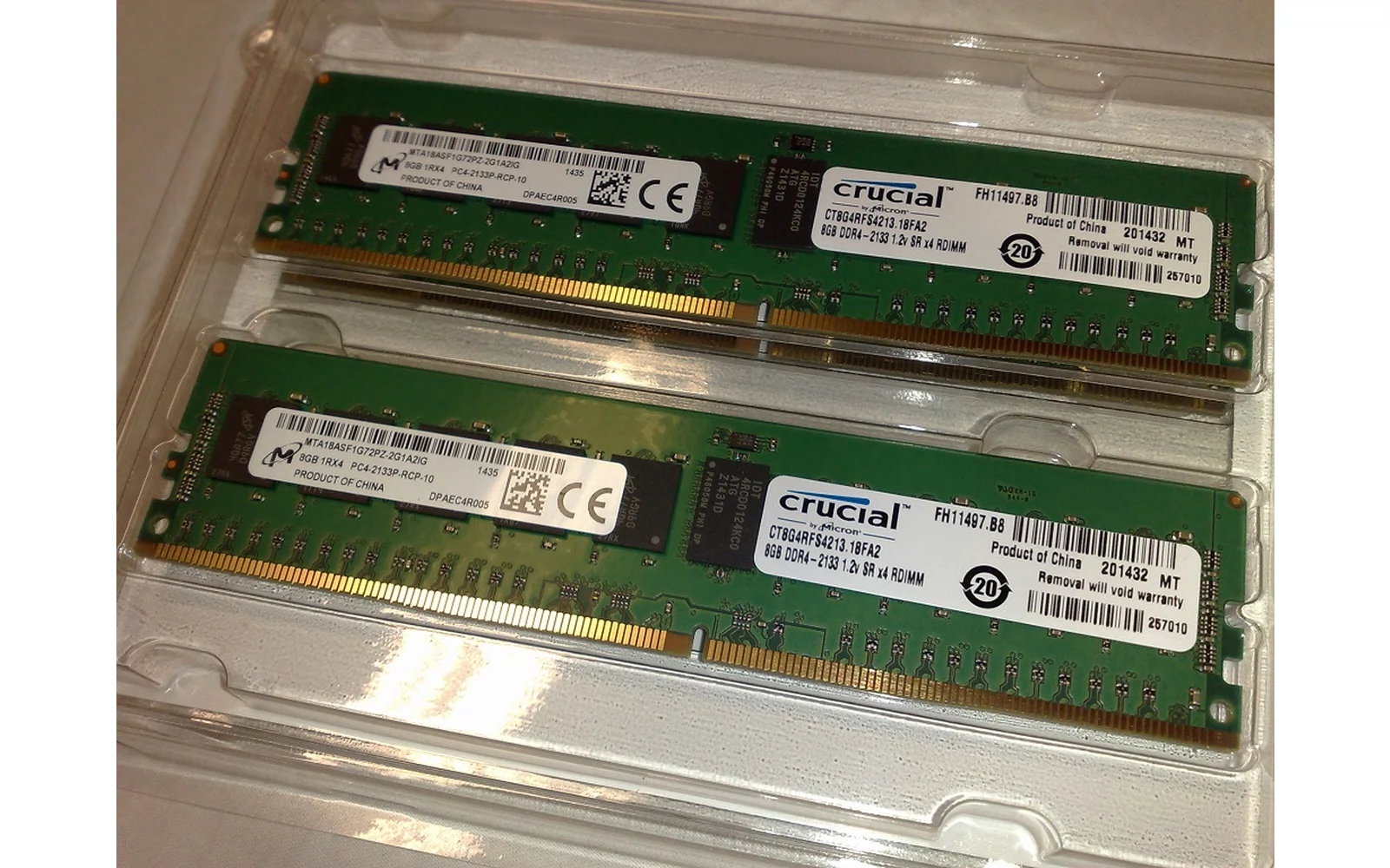 DDR4-minnemoduler fra Crucial i plastemballasje. Illustrasjonsfoto – ikke fra hendelsen. Viser ikke det omtalte programmet i bruk, en utført studie eller de omtalte aktørene.